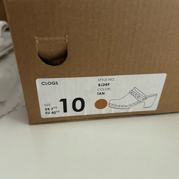 J.Crew Women's Tan Suede Mules size 10 NEW - Picture 3 of 3